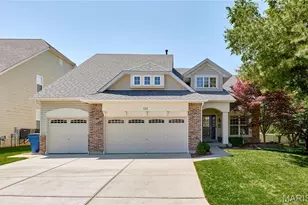 111 Berry Manor Cir, Saint Charles, MO 63376 - Photo 1