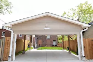 1933 Wyoming St, Saint Louis, MO 63118 - Photo 34