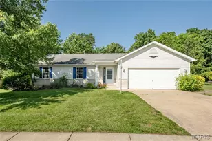 3842 Bedford Pointe Dr, Wentzville, MO 63385 - Photo 1