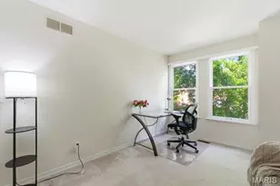 911 Morehouse Ln, University City, MO 63130 - Photo 22