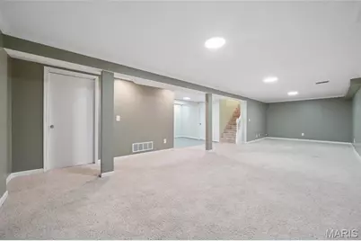 922 Chula Drive, Hazelwood, MO 63042 - Photo 18