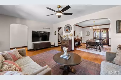4322 Holly Hills Boulevard, Saint Louis, MO 63116 - Photo 6