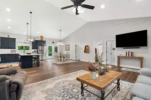 6713 Klondike Rd, Hillsboro, MO 63050 - Photo 2
