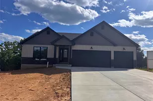 758 Blake Dr, Hillsboro, MO 63050 - Photo 1
