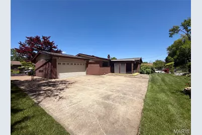 1440 Tina Drive, Florissant, MO 63033 - Photo 18