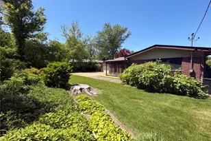 1440 Tina Dr, Florissant, MO 63033 - Photo 20