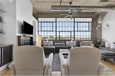 4100 Forest Park Avenue #403, Saint Louis, MO 63108 - Photo 6