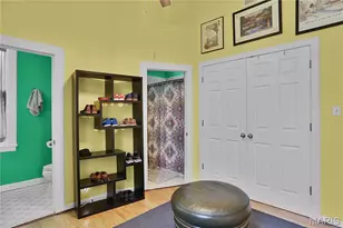 1919 Hickory St, Saint Louis, MO 63104 - Photo 18