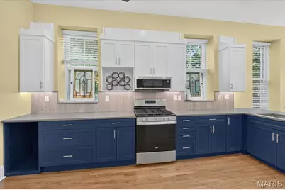 1919 Hickory Street, Saint Louis, MO 63104 - Photo 10