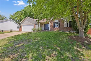 846 Molloy Dr, O'Fallon, MO 63366 - Photo 2