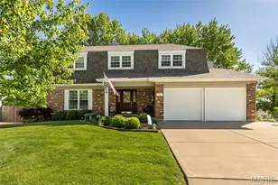 11 Spencer Valley Dr, Saint Peters, MO 63376 - Photo 1