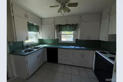 11 Greenwood Drive, Lebanon, MO 65536 - Photo 6