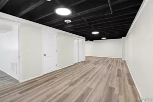1365 Zurich Dr, Florissant, MO 63031 - Photo 26
