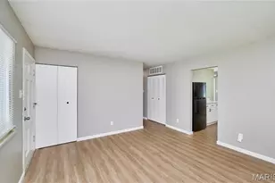 4907 Plum Tree Ln, Hazelwood, MO 63042 - Photo 4