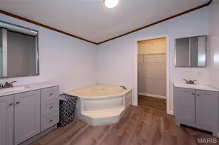 736 Angelina Ln, Robertsville, MO 63072 - Photo 34