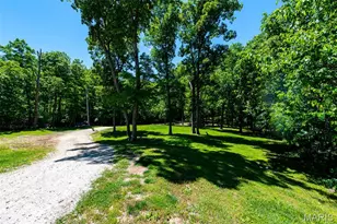736 Angelina Ln, Robertsville, MO 63072 - Photo 6