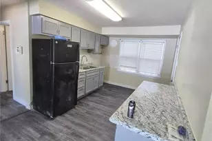9 S Floridale Dr, Dellwood, MO 63135 - Photo 1