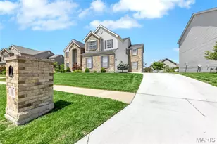 7107 Whisper Creek Dr, Wentzville, MO 63385 - Photo 4