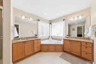 214 Orrick Ln, Kirkwood, MO 63122 - Photo 26