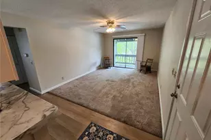 1615 Summergate Pkwy, Saint Peters, MO 63303 - Photo 4