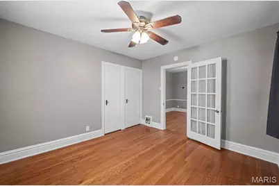 5709 Walsh Street, Saint Louis, MO 63109 - Photo 12