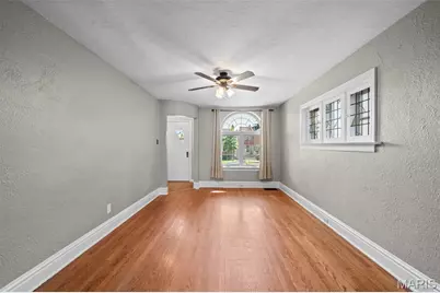 5709 Walsh Street, Saint Louis, MO 63109 - Photo 6