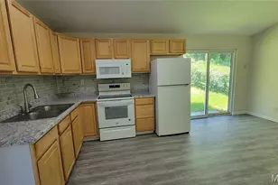 59 Cedar Ridge Dr, Pacific, MO 63069 - Photo 4