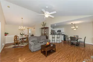4605 Von Talge Meadows Dr, Saint Louis, MO 63128 - Photo 14