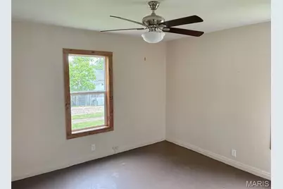 303 W 8th Street, Salem, MO 65560 - Photo 10