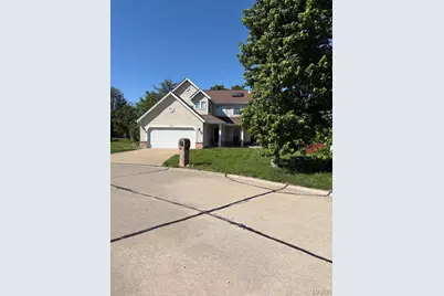 16439 Hampden Place, Florissant, MO 63034 - Photo 2