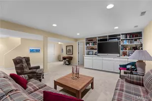 10140 Shapfield Ln, Affton, MO 63123 - Photo 24