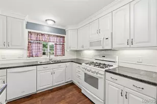 112 Clear Creek Dr, O'Fallon, MO 63366 - Photo 8