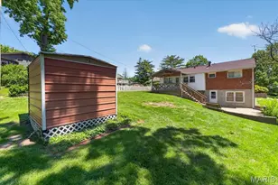 9909 Chantenay Dr, Saint Louis, MO 63123 - Photo 38