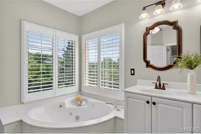 5568 Hennsley Circle, Weldon Spring, MO 63304 - Photo 32