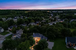 5568 Hennsley Cir, Weldon Spring, MO 63304 - Photo 8