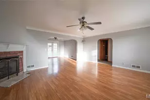 300 Alvarado Ave, New Melle, MO 65013 - Photo 10