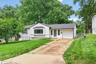9557 Cantwell Dr, Affton, MO 63123 - Photo 2