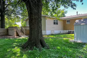 660 Herbst Dr, Florissant, MO 63031 - Photo 28
