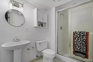660 Herbst Dr, Florissant, MO 63031 - Photo 24