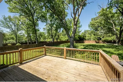 809 Lindell Drive, Ballwin, MO 63011 - Photo 24