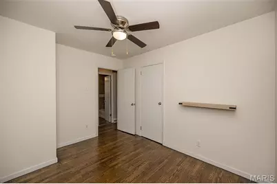 809 Lindell Drive, Ballwin, MO 63011 - Photo 18