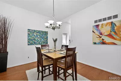 3944 Russell Boulevard, Saint Louis, MO 63110 - Photo 6