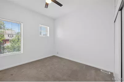3944 Russell Boulevard, Saint Louis, MO 63110 - Photo 20