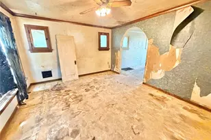 4323 Bingham Ave, Saint Louis, MO 63116 - Photo 2