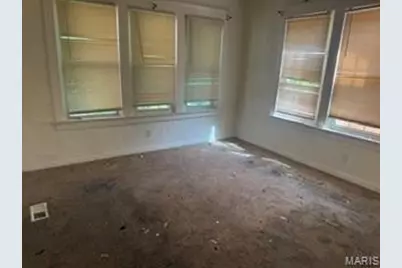 9078 Patrick Drive, Saint Louis, MO 63114 - Photo 6