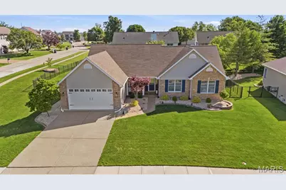 2218 Quaint Cottage Drive, O'Fallon, MO 63368 - Photo 2