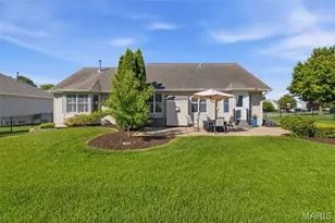 2218 Quaint Cottage Dr, O'Fallon, MO 63368 - Photo 36