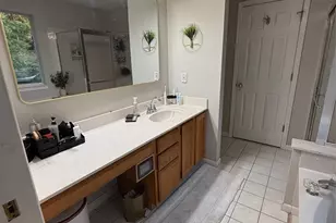 11917 Katiejo Ct, Maryland Heights, MO 63043 - Photo 12