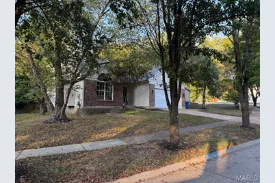 11917 Katiejo Court, Maryland Heights, MO 63043 - Photo 2