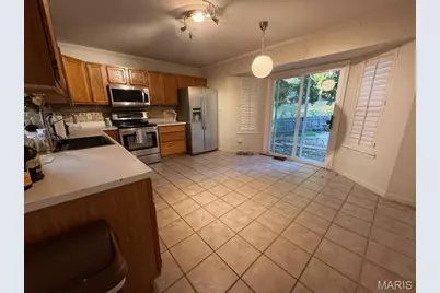 11917 Katiejo Court, Maryland Heights, MO 63043 - Photo 10